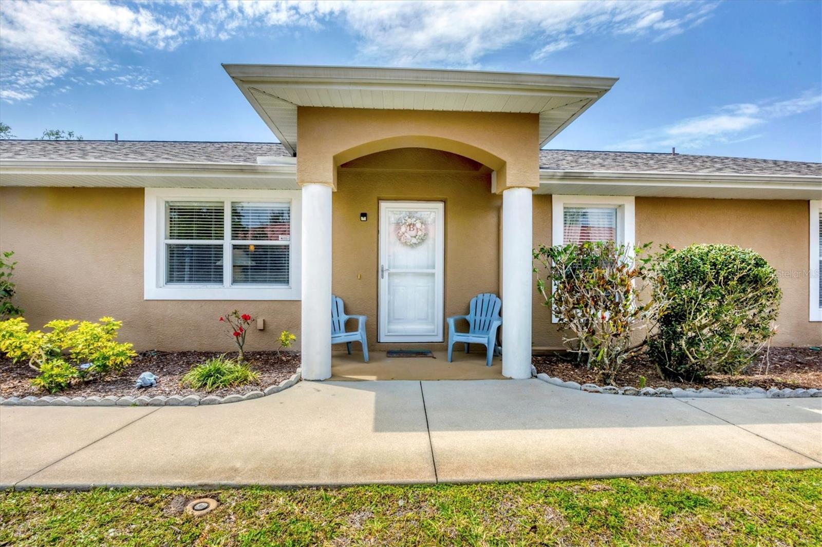 182 ROTONDA BLVD W #B