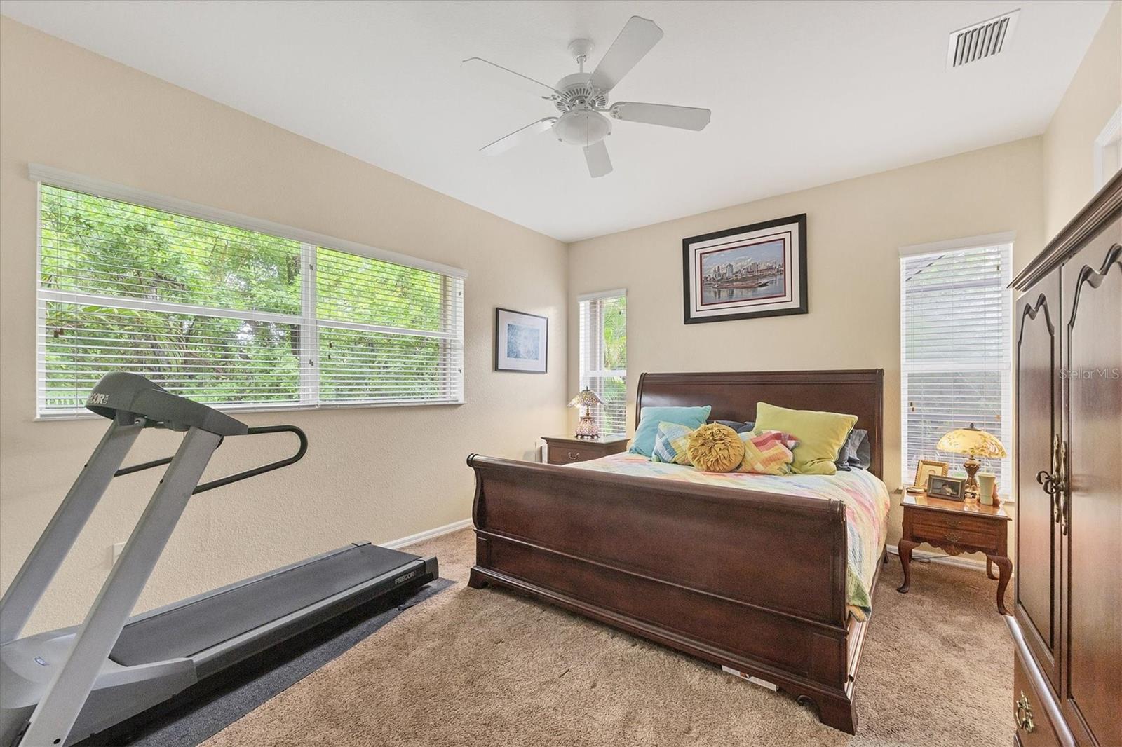 4 PINE VALLEY PL