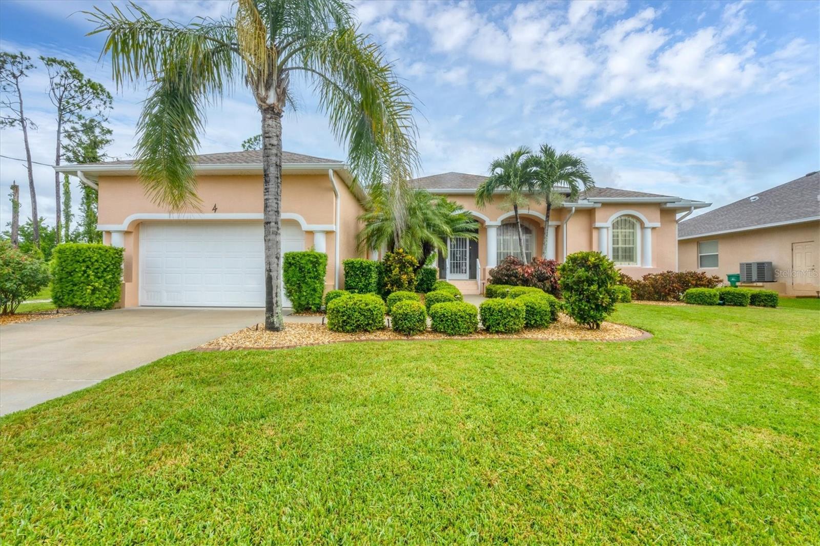4 PINE VALLEY PL