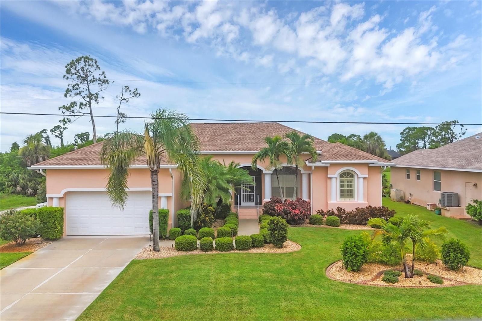 4 PINE VALLEY PL