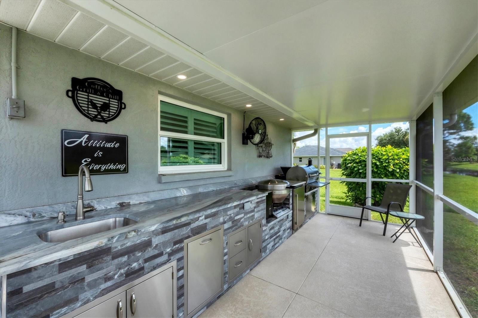 24 LONG MEADOW LN