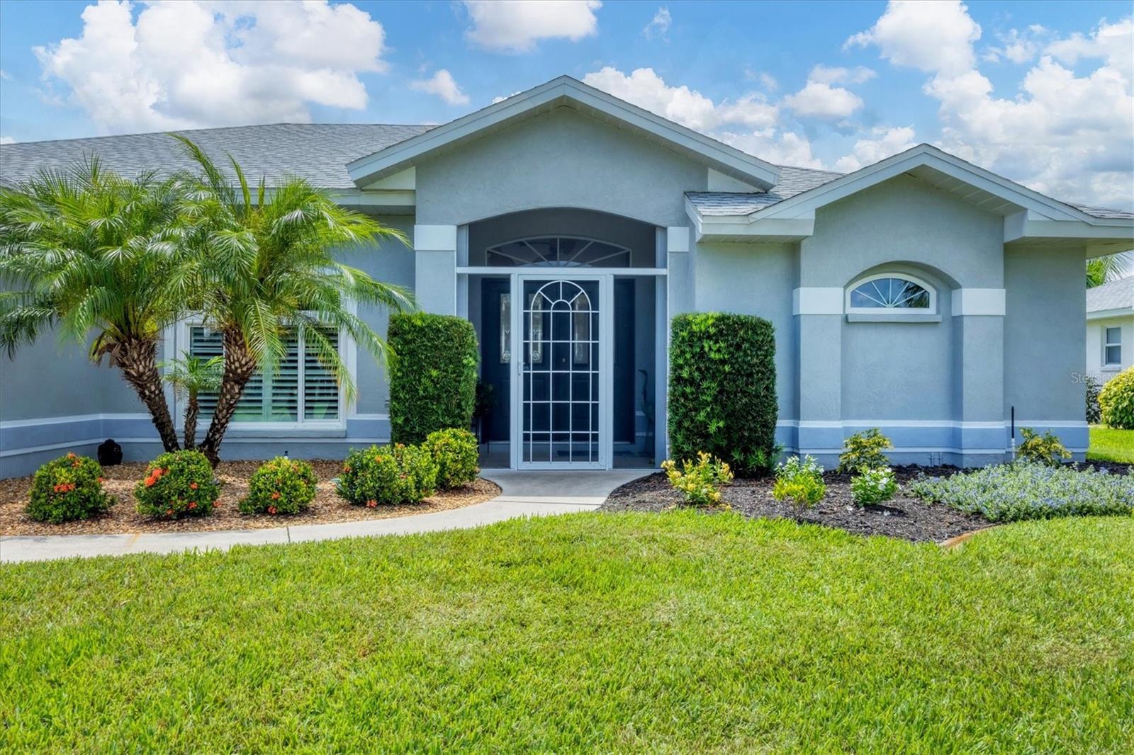 24 LONG MEADOW LN
