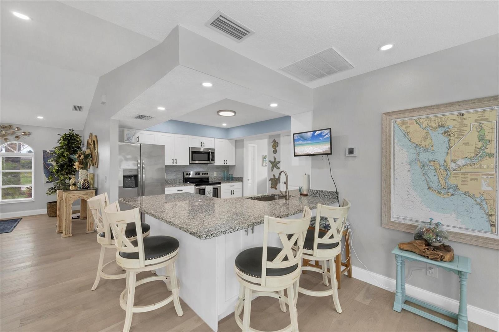 186 MARINER LN