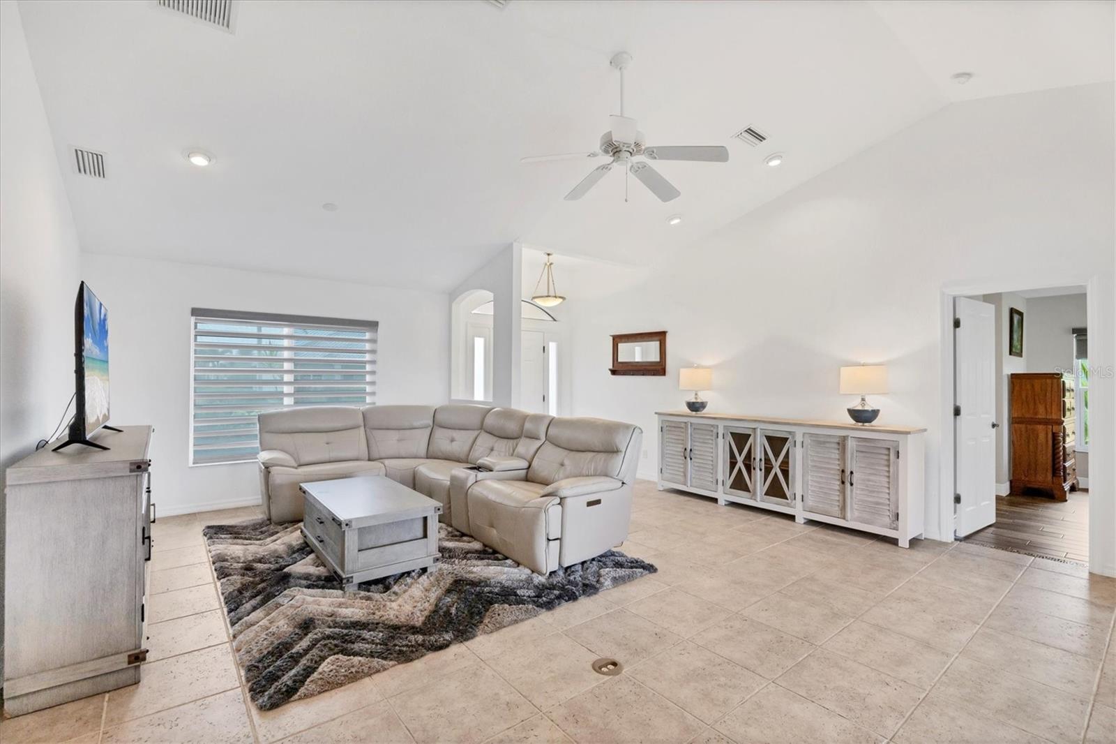 236 WHITE MARSH LN