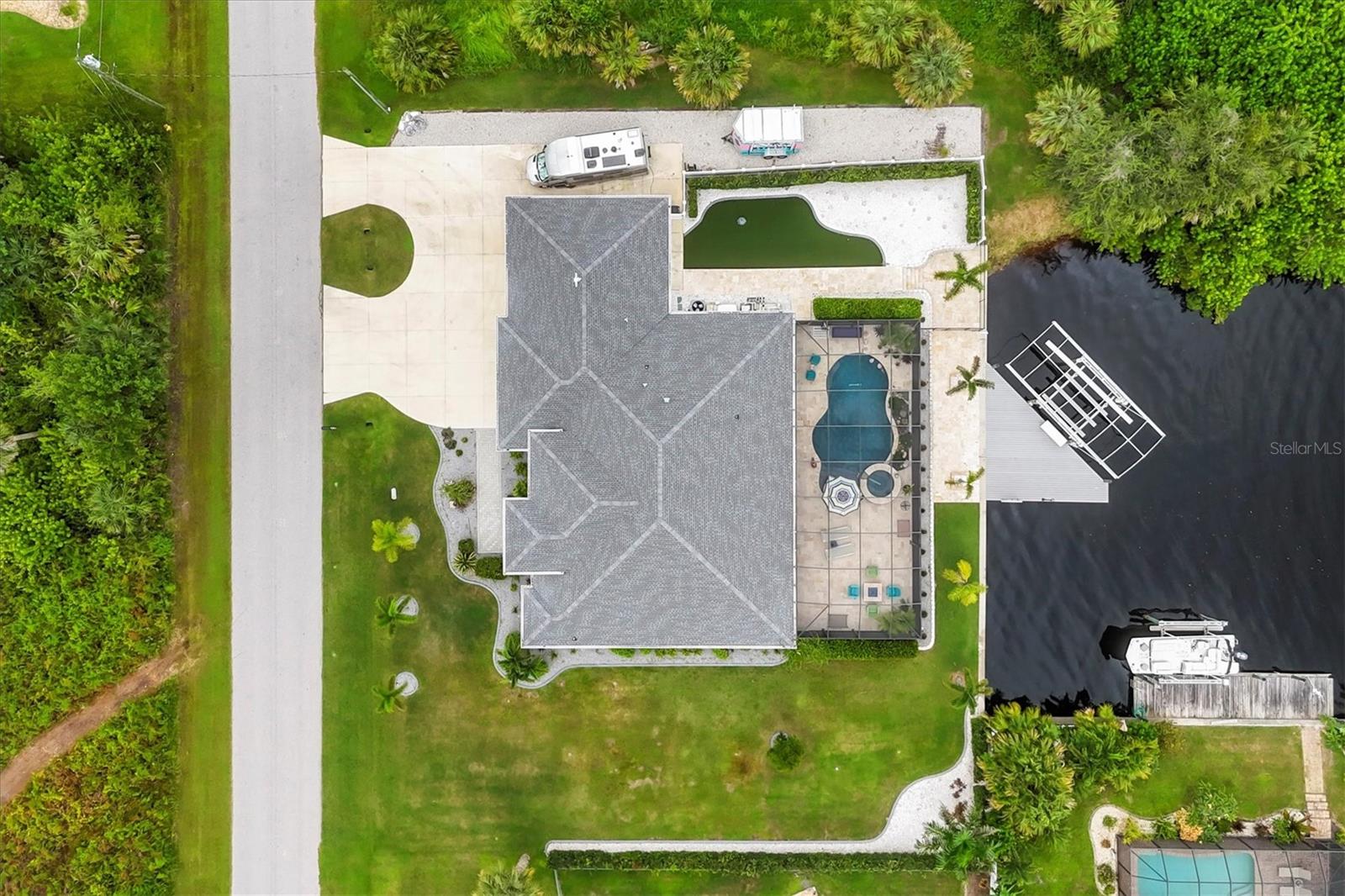 2998 MONTGOMERY DR