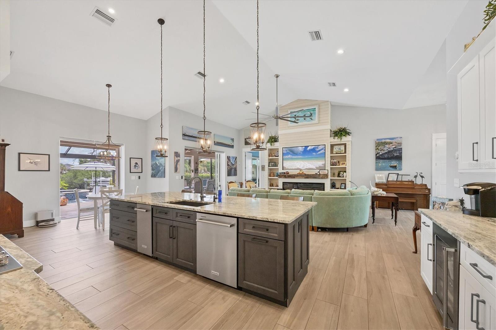 2998 MONTGOMERY DR