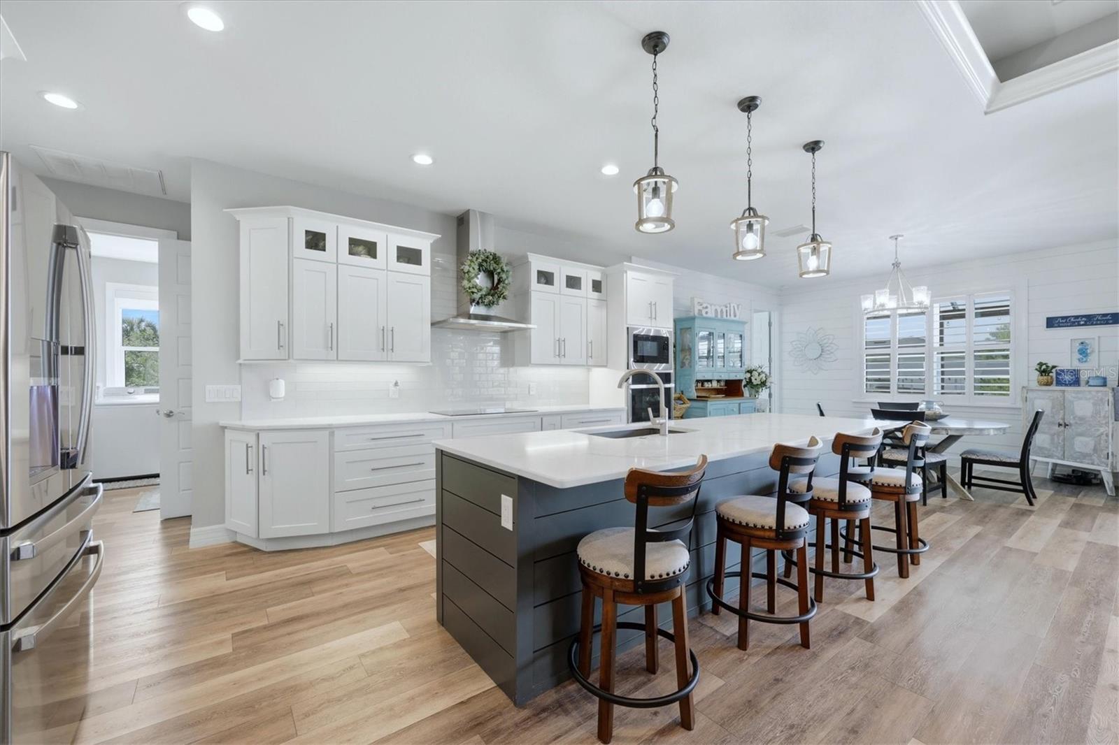 1022 BEEKMAN CIR