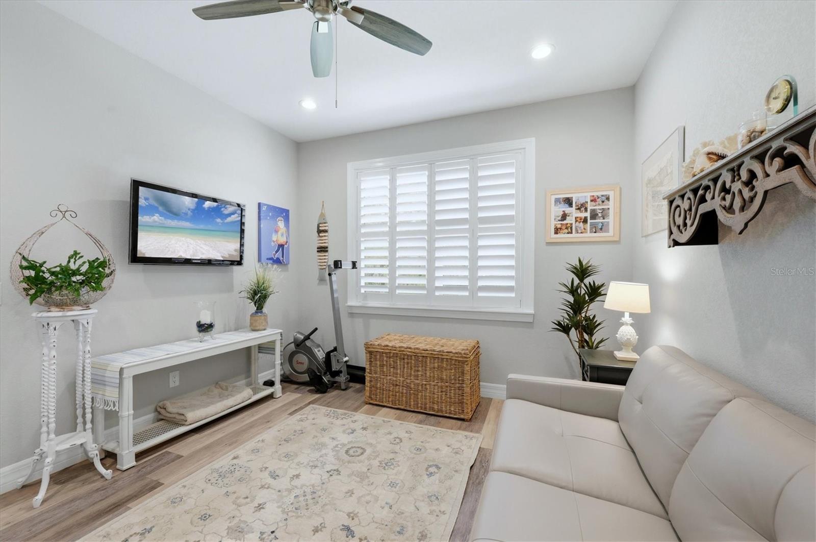 1022 BEEKMAN CIR