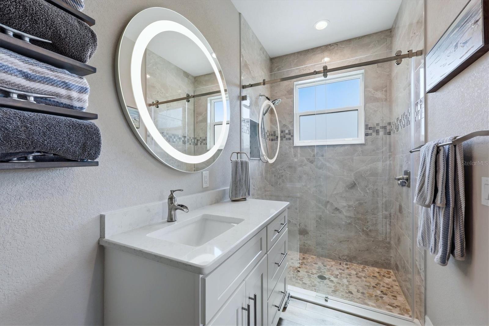 1022 BEEKMAN CIR