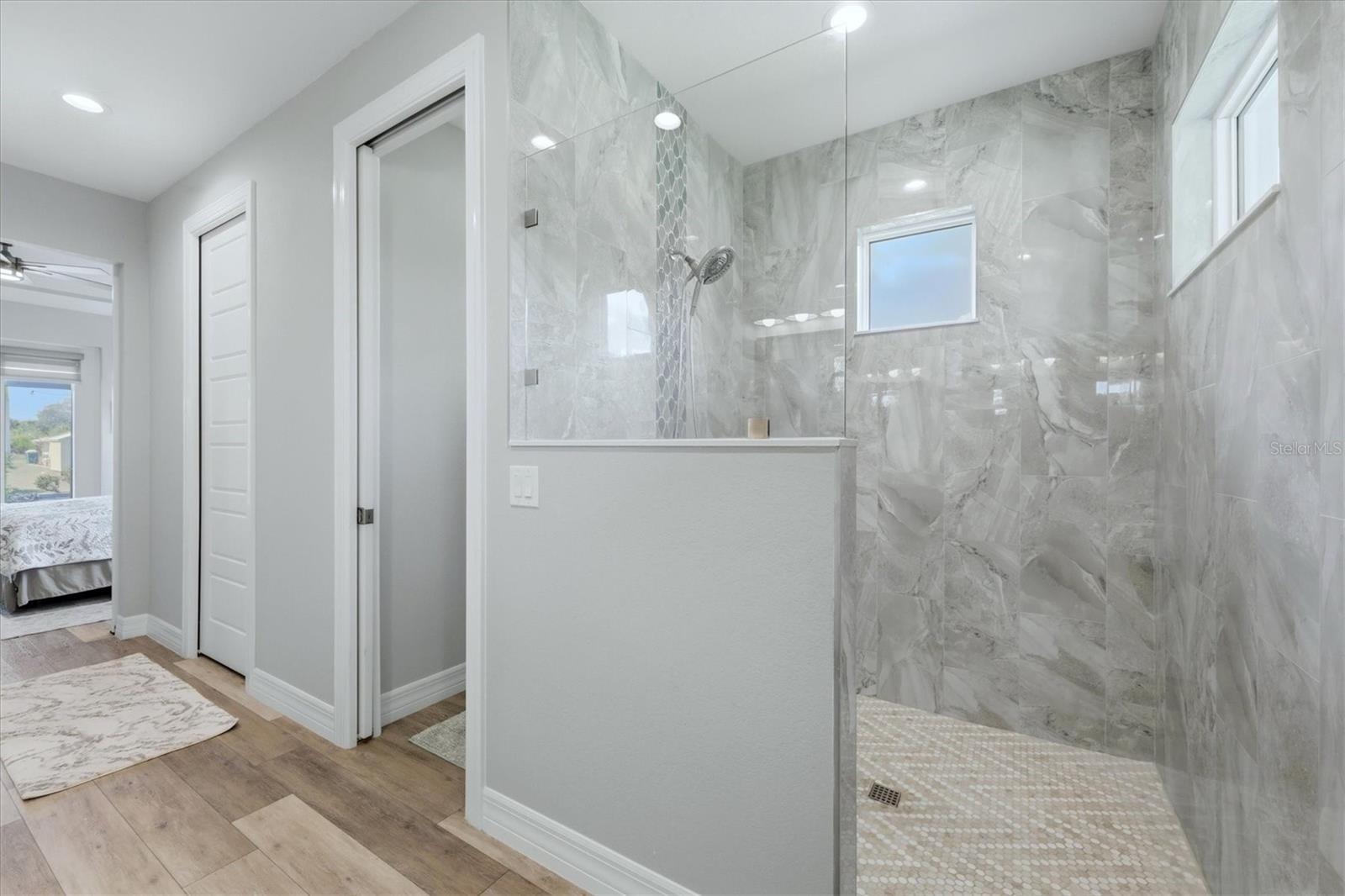 1022 BEEKMAN CIR