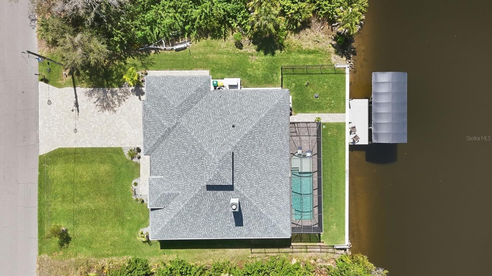 1022 BEEKMAN CIR