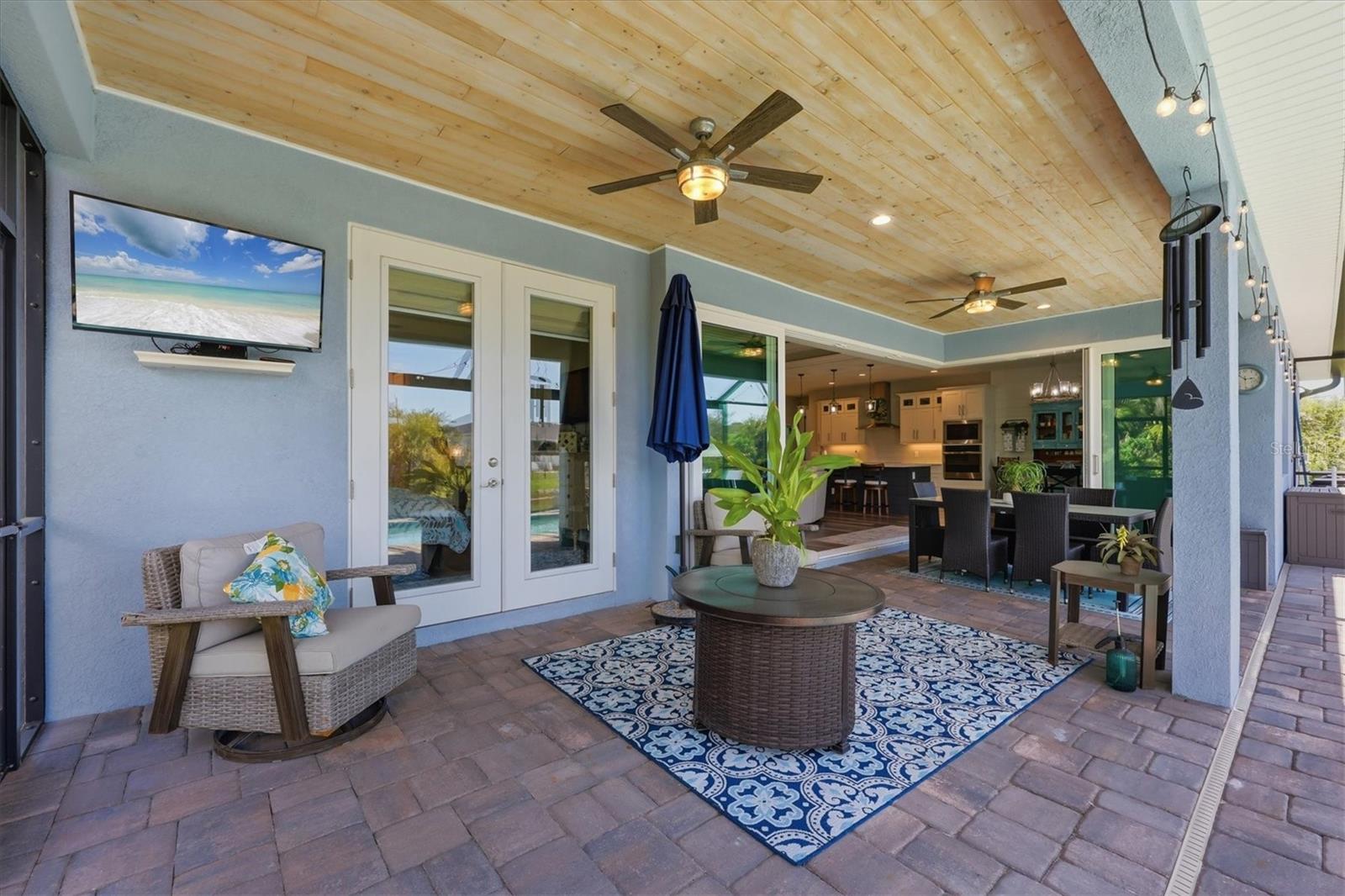 1022 BEEKMAN CIR