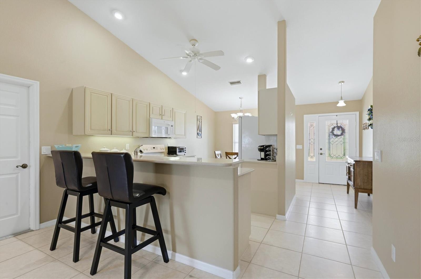 347 BOUNDARY BLVD #103