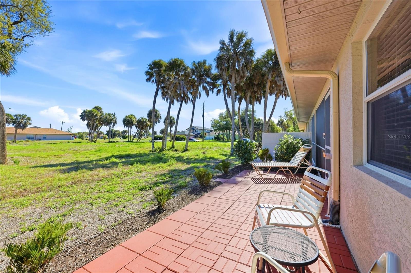 347 BOUNDARY BLVD #103