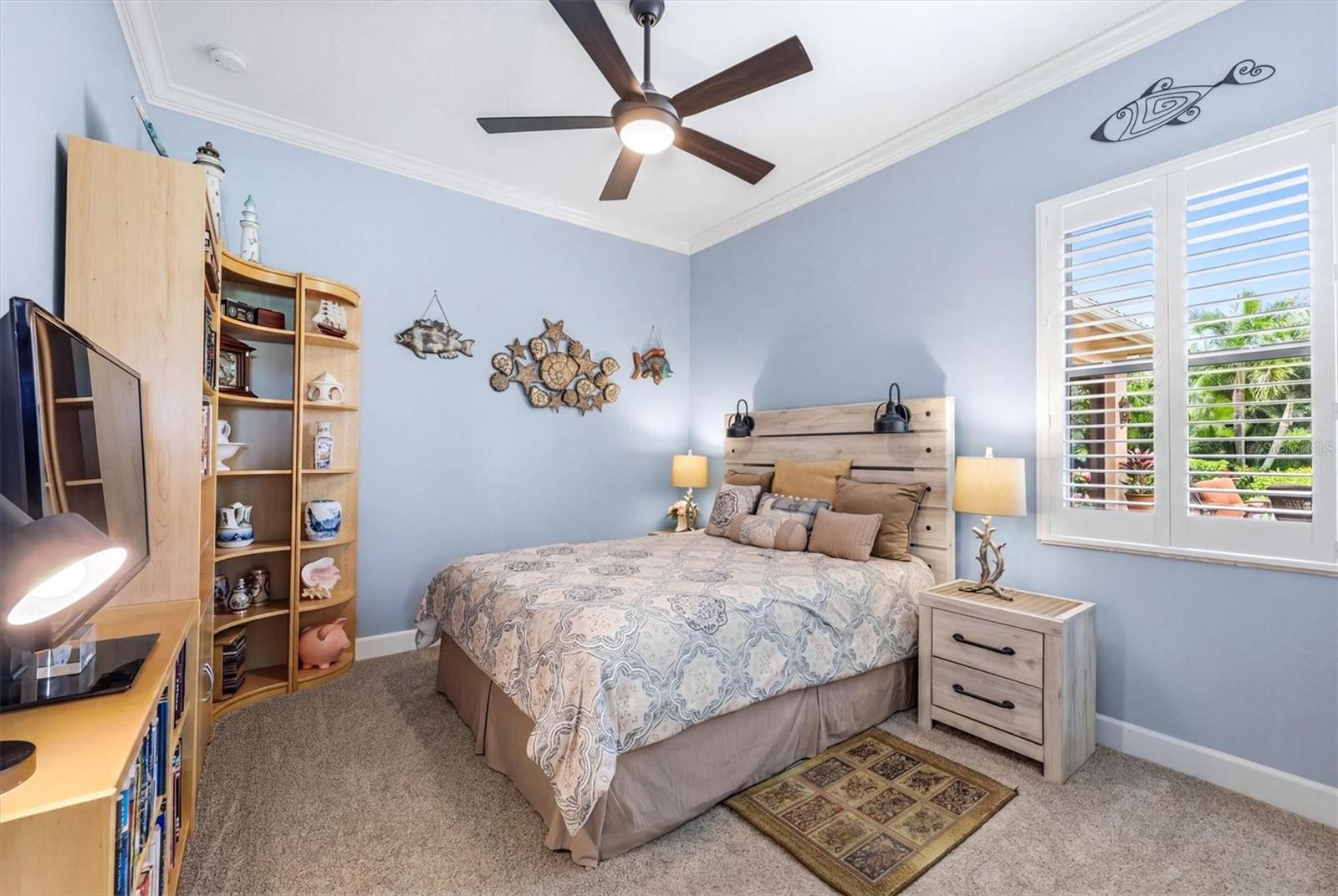 15610 SEAFOAM CIR