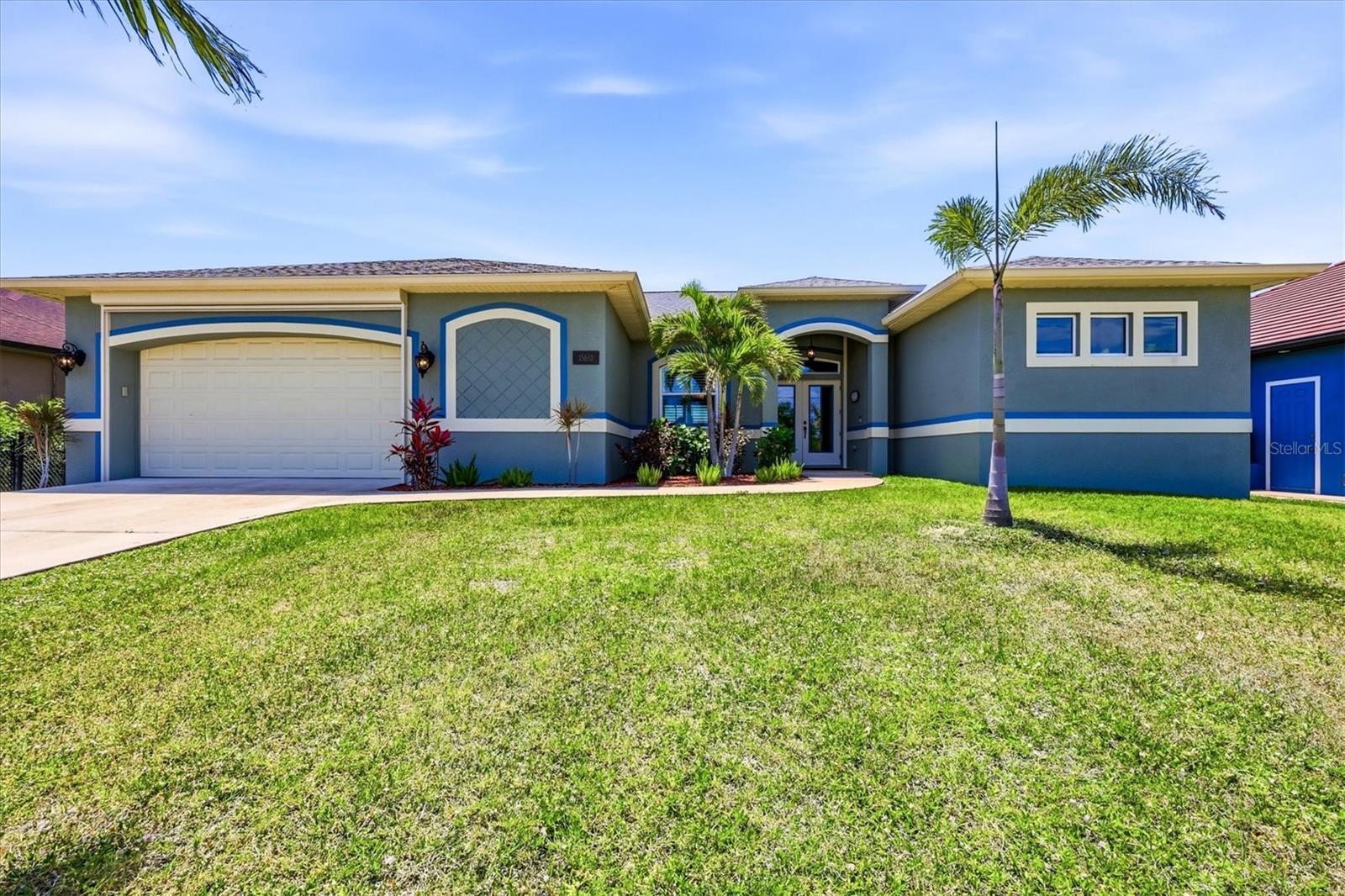 15610 SEAFOAM CIR