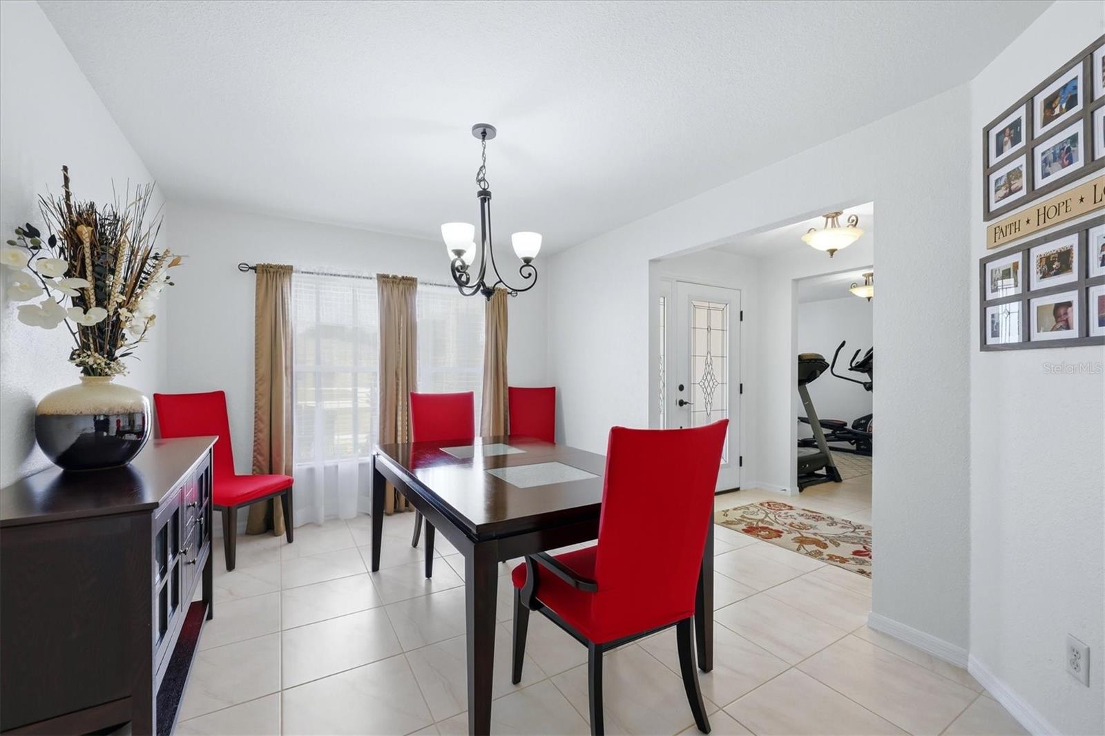 26124 COPIAPO CIR