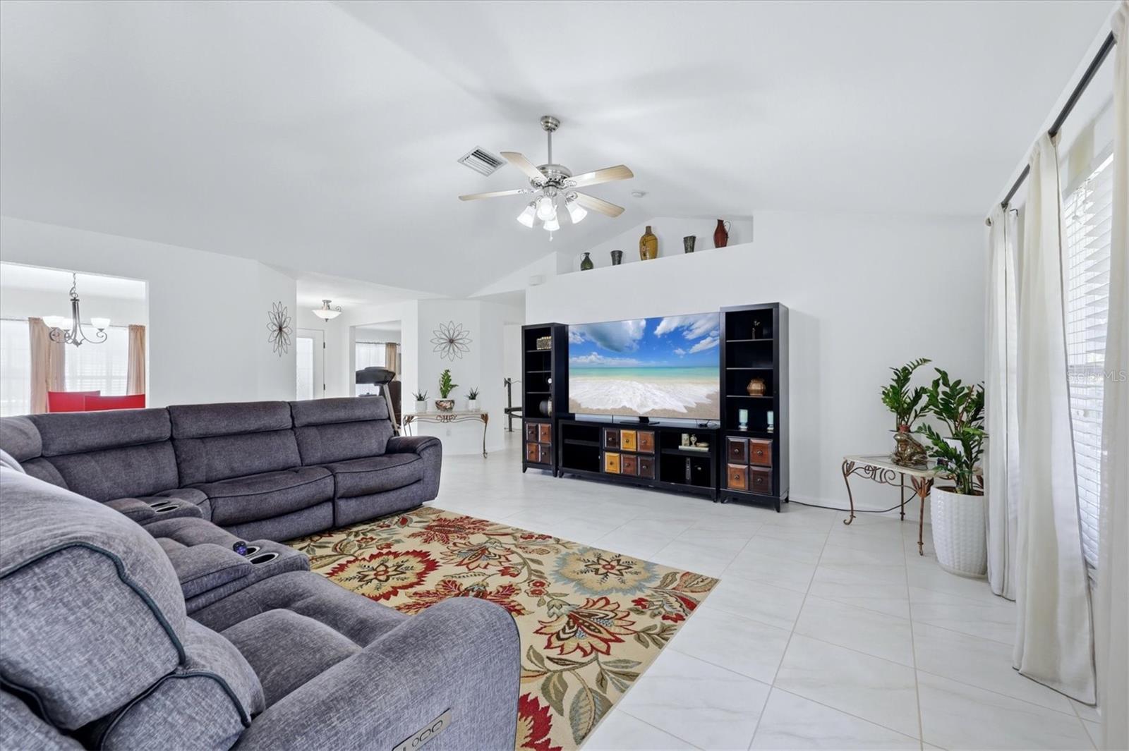 26124 COPIAPO CIR