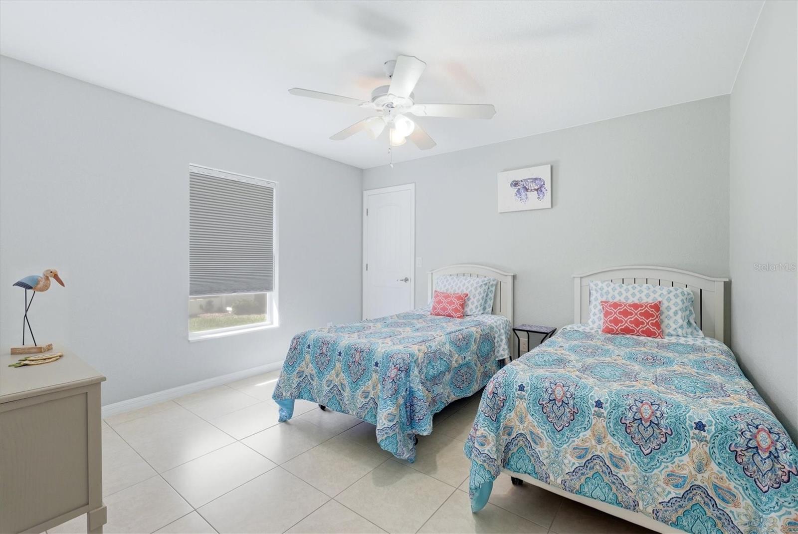 1087 ROTONDA CIR