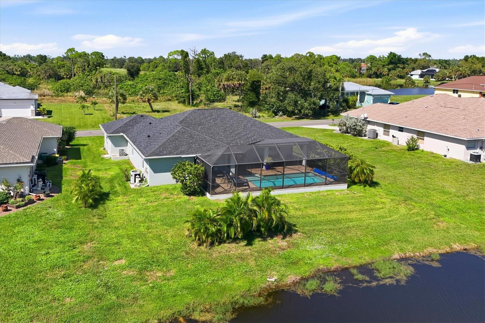 1087 ROTONDA CIR