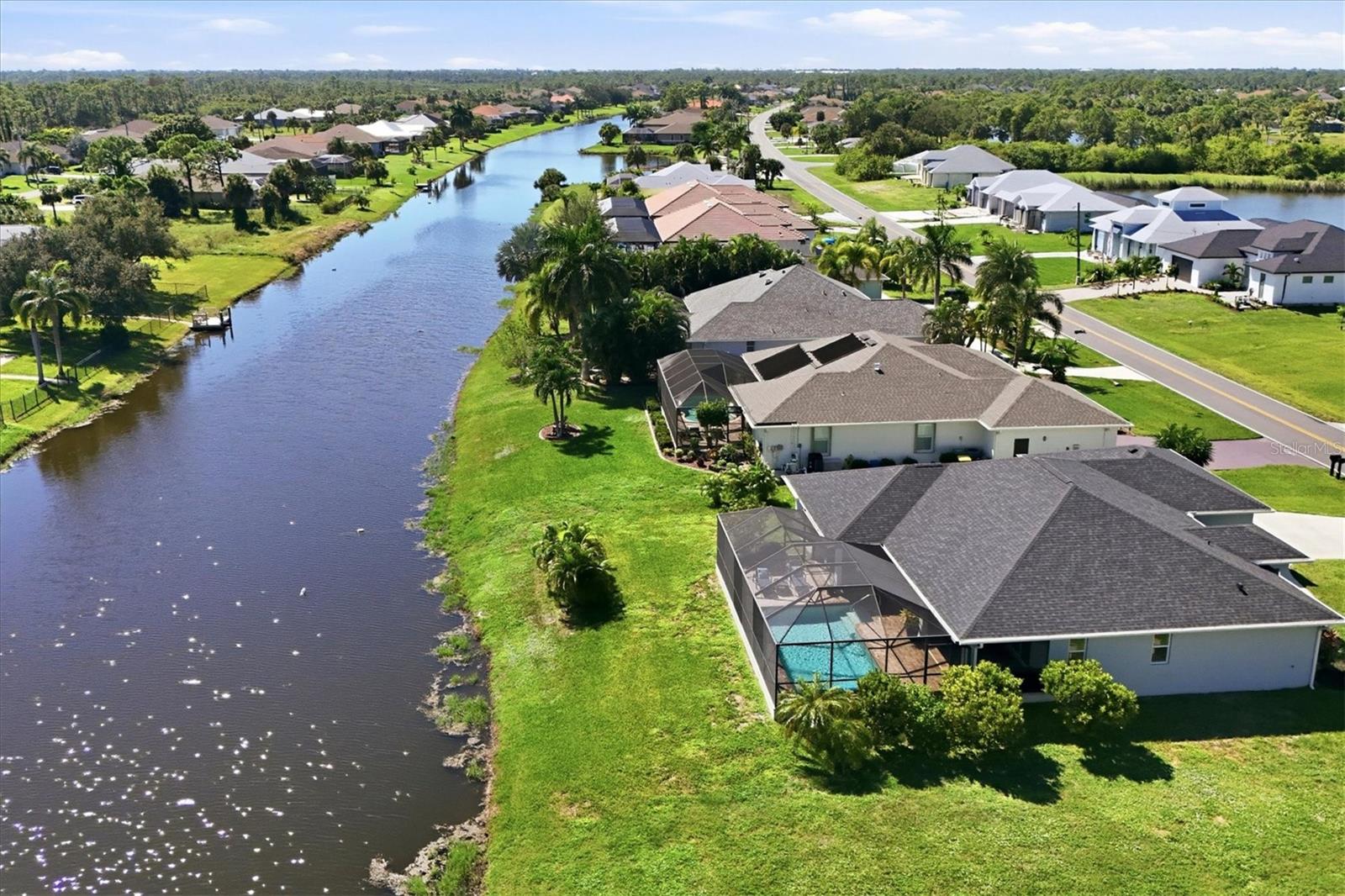 1087 ROTONDA CIR