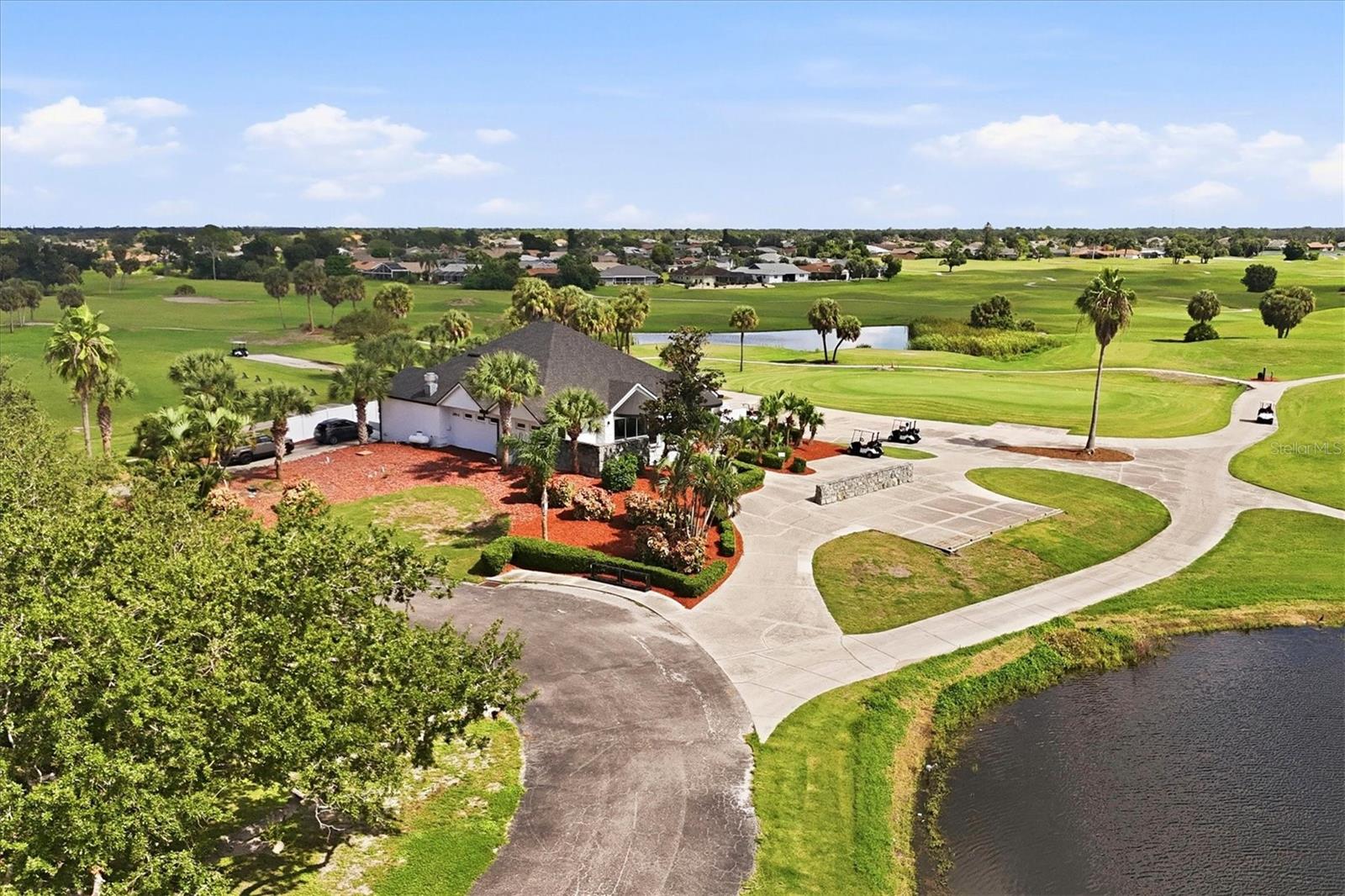 27 MARK TWAIN LN