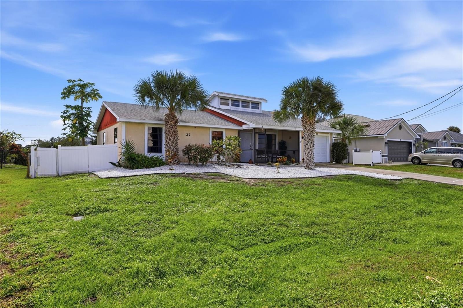 27 MARK TWAIN LN