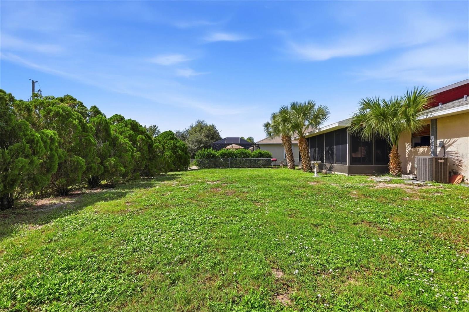 27 MARK TWAIN LN