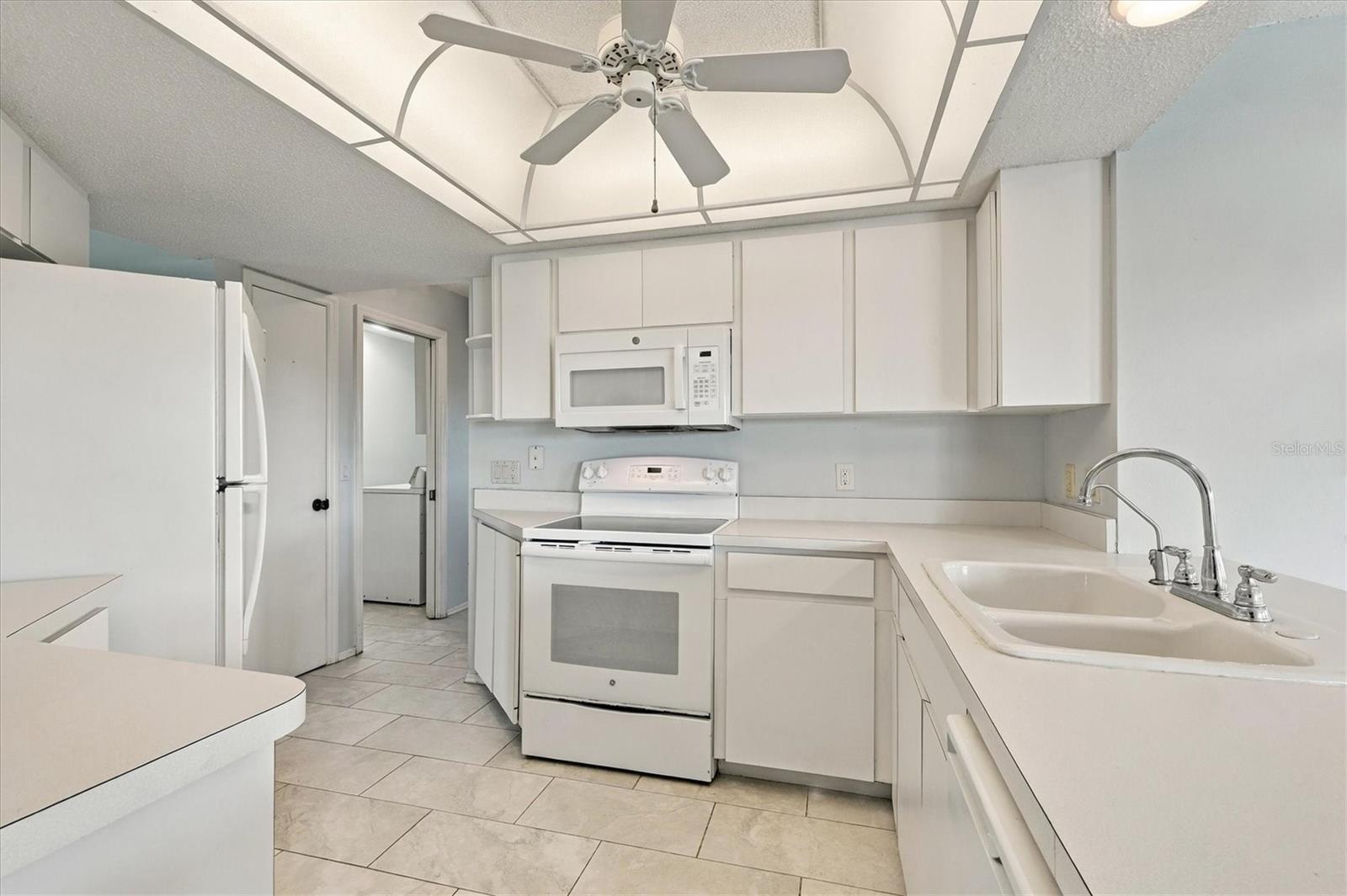 42 PINEHURST CT