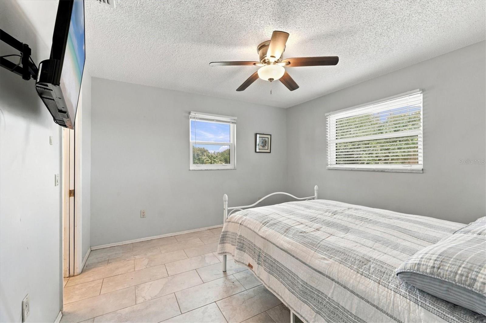 42 PINEHURST CT