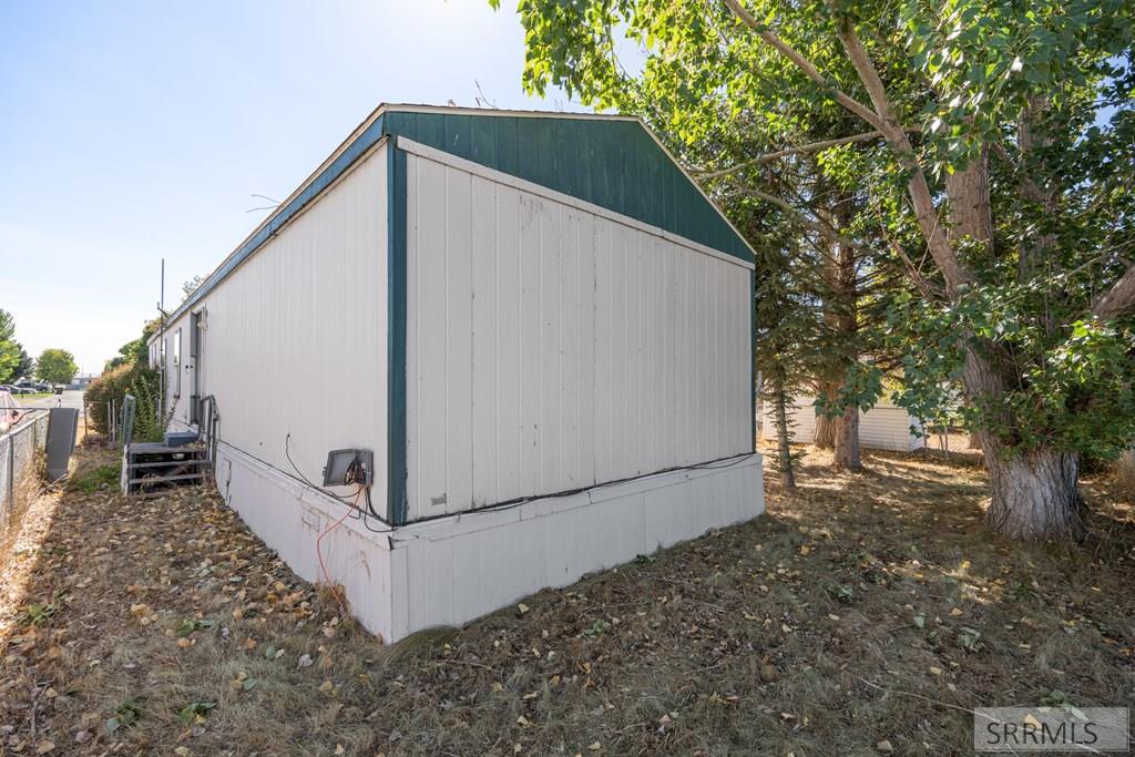2197 N Pinewood Drive