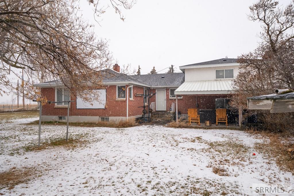 11260 N 15th E