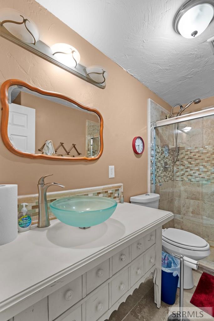 5009 S Vintage Lane