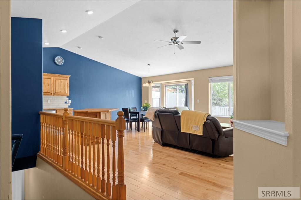 5009 S Vintage Lane