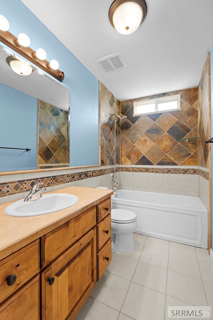 5009 S Vintage Lane