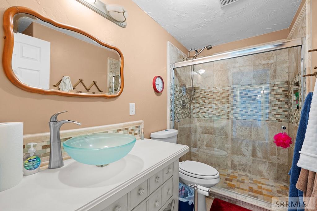 5009 S Vintage Lane