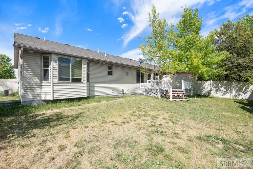 5009 S Vintage Lane