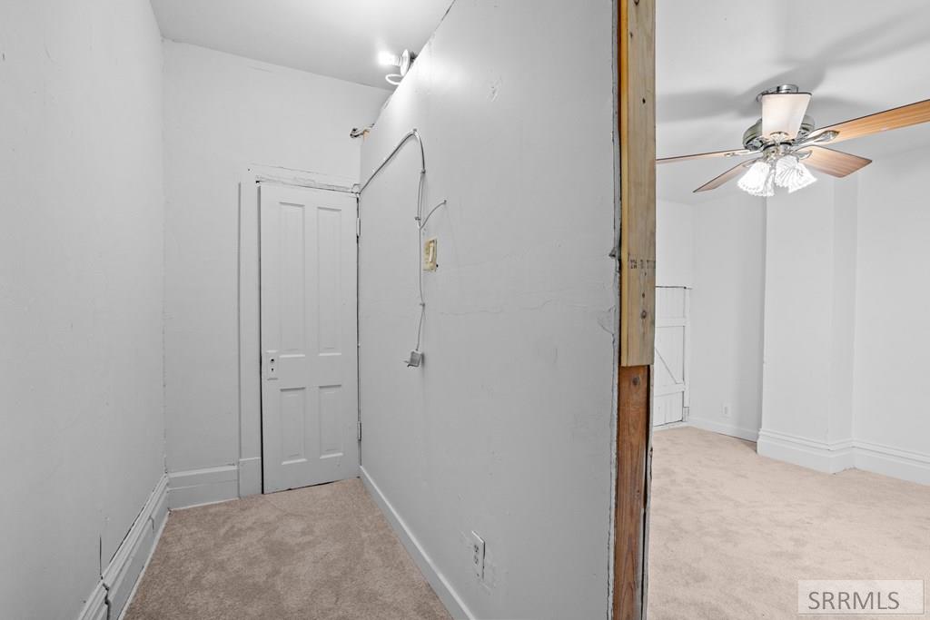 436 W 7th S