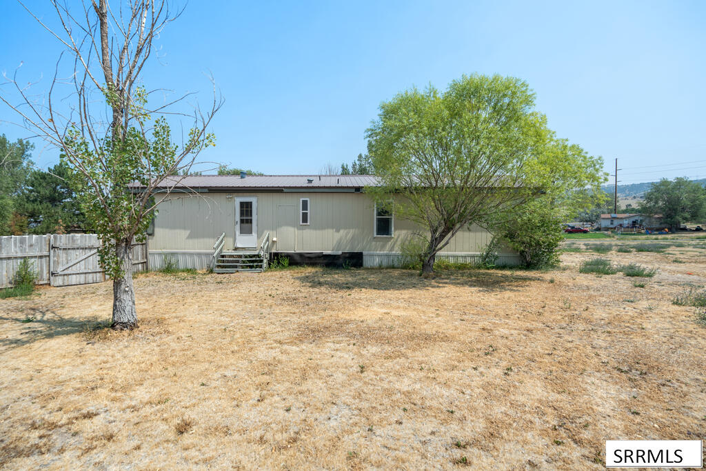 1184 N 1340 E