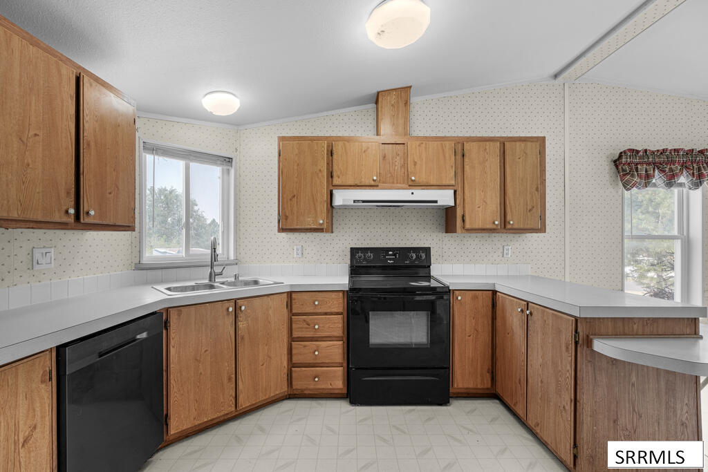 1184 N 1340 E