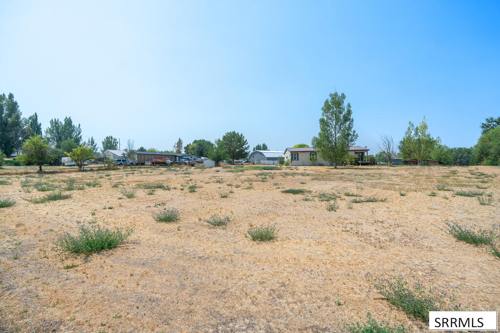 1184 N 1340 E