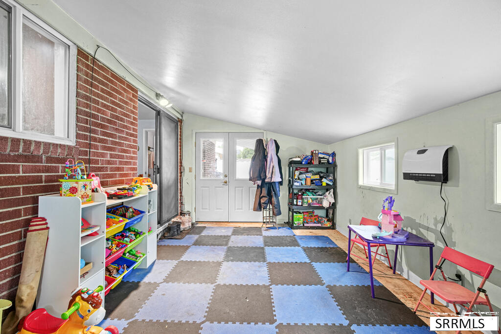 805 Sykes Drive