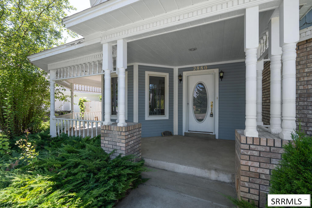 2880 Sunnybrook Lane