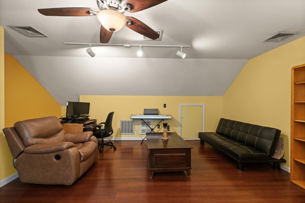4203 Woodbridge Road # 4203