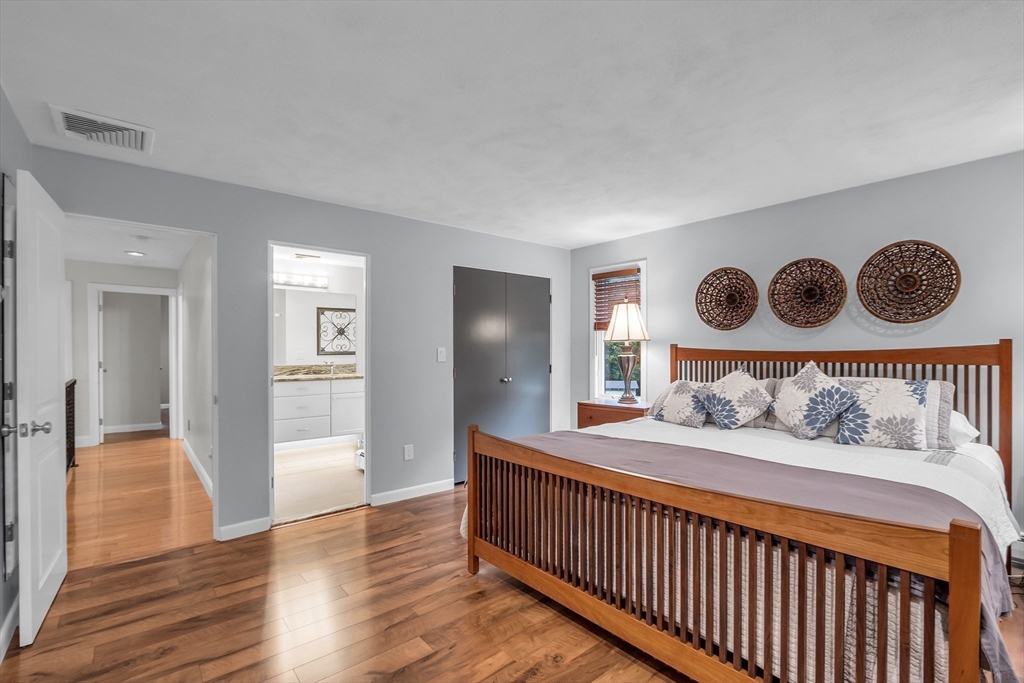 8 Chatham Way