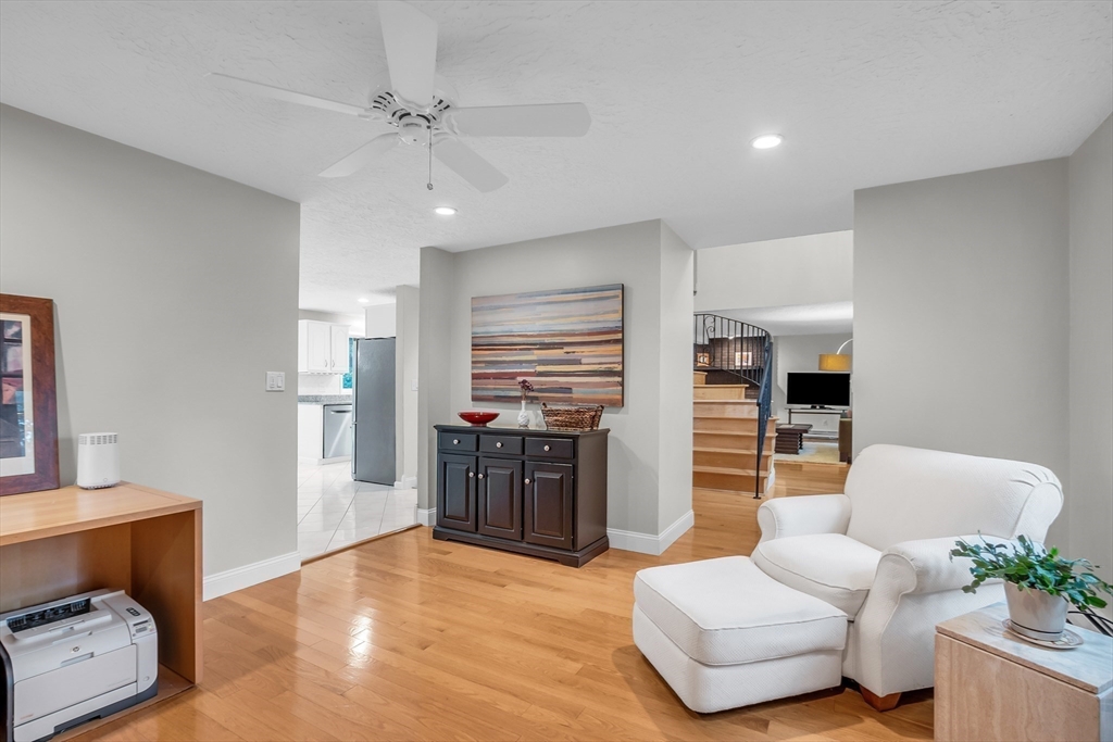 8 Chatham Way