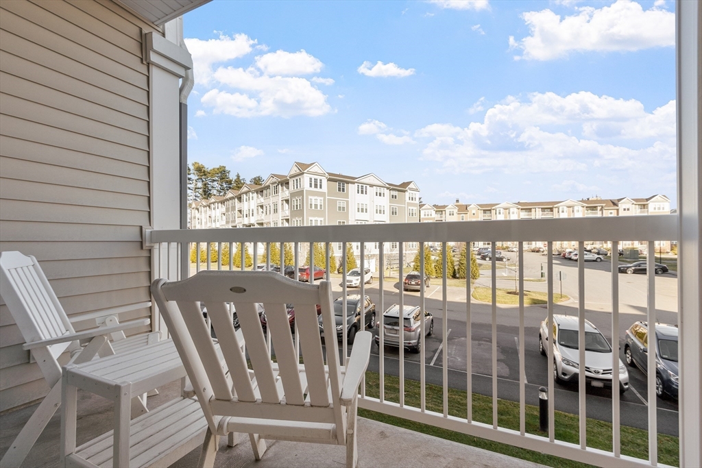 240 Martins Landing # 204