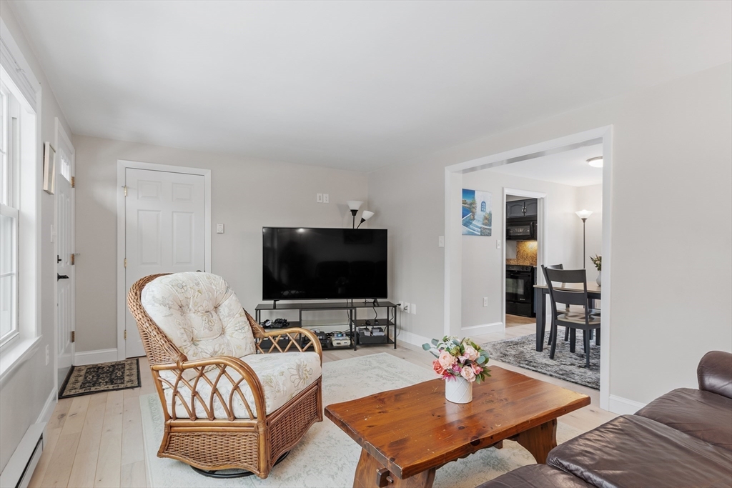 6 Vermette Ct
