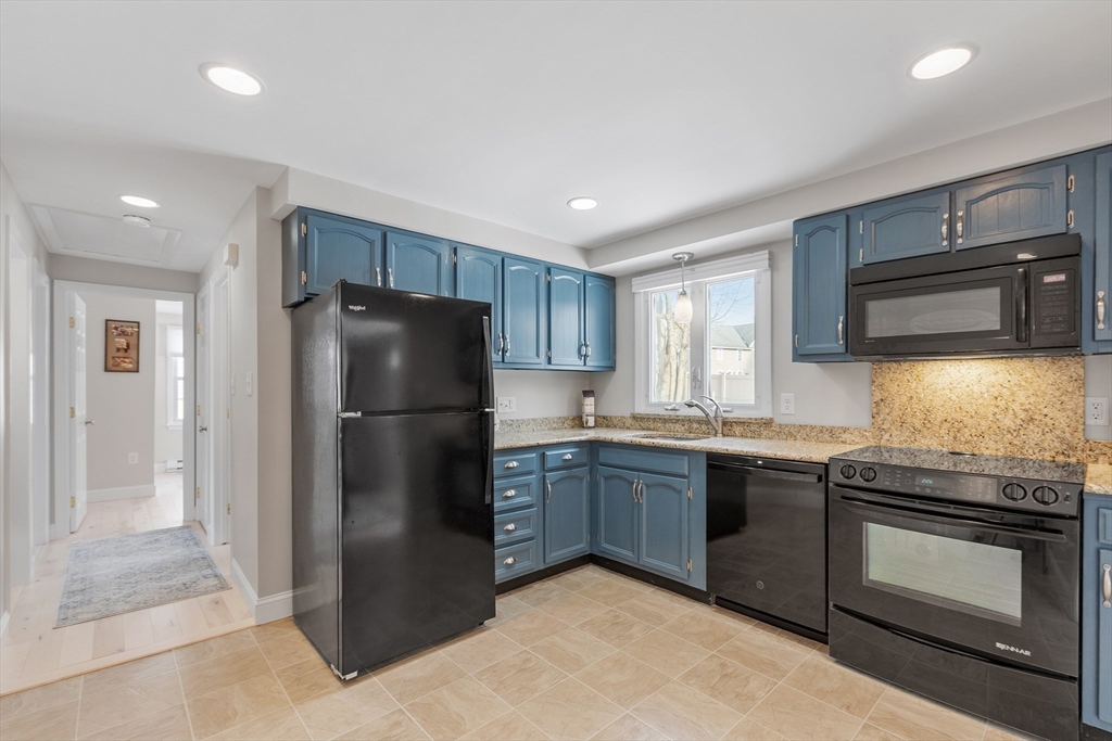 6 Vermette Ct