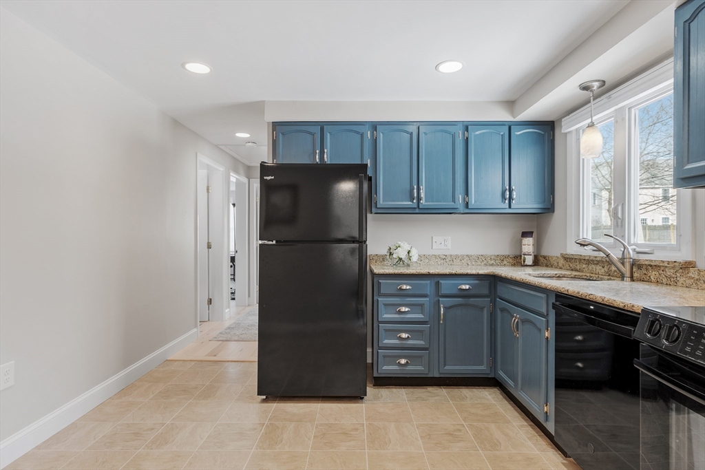 6 Vermette Ct